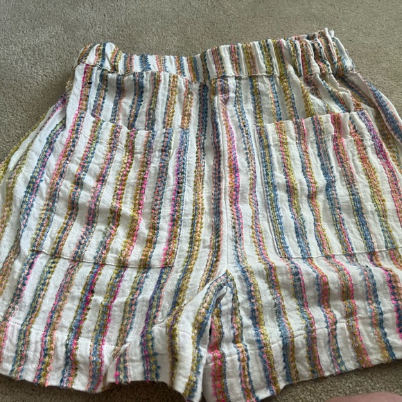 Lou & Grey Shorts - Picture 5 of 6